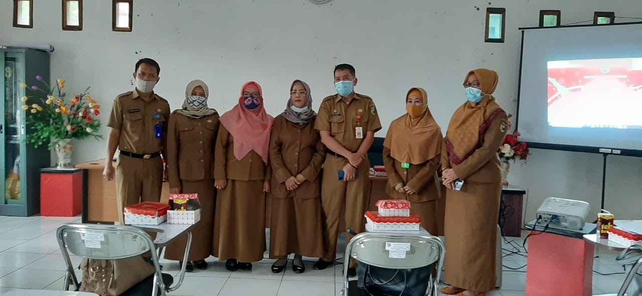 SEKRETARIAT BADAN KESBANGPOL KAB.TANAH LAUT